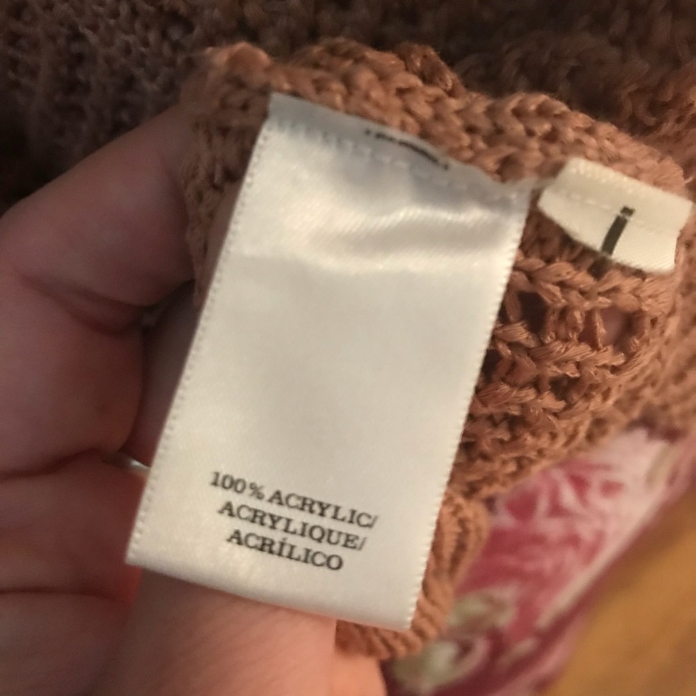 Ann Taylor acrylic sweater - Picture 5 of 8